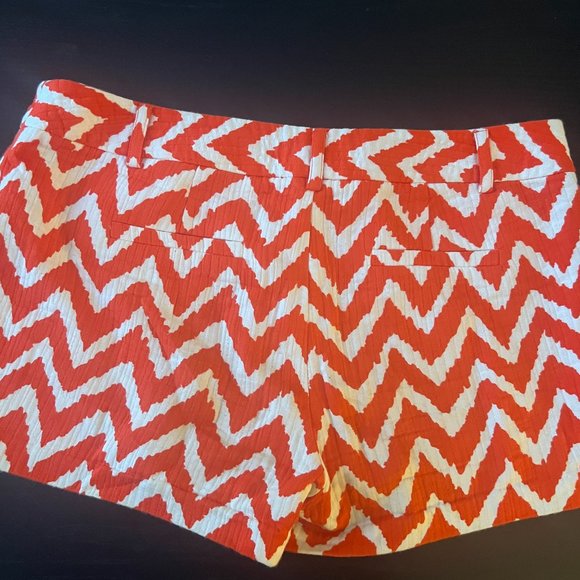 Milly Size 2 Chevron Shorts - Picture 3 of 4